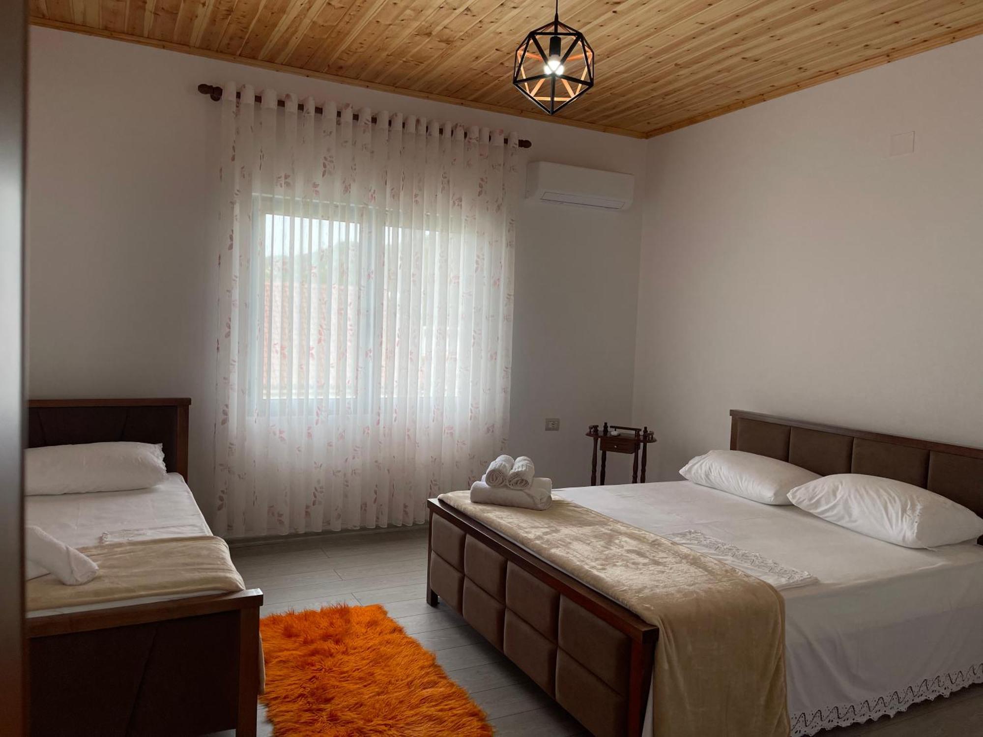 Georgemishel Guest House Berat Exterior foto